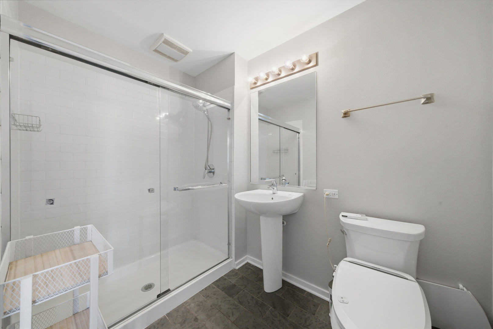 659 W Randolph Street Unit: 1005