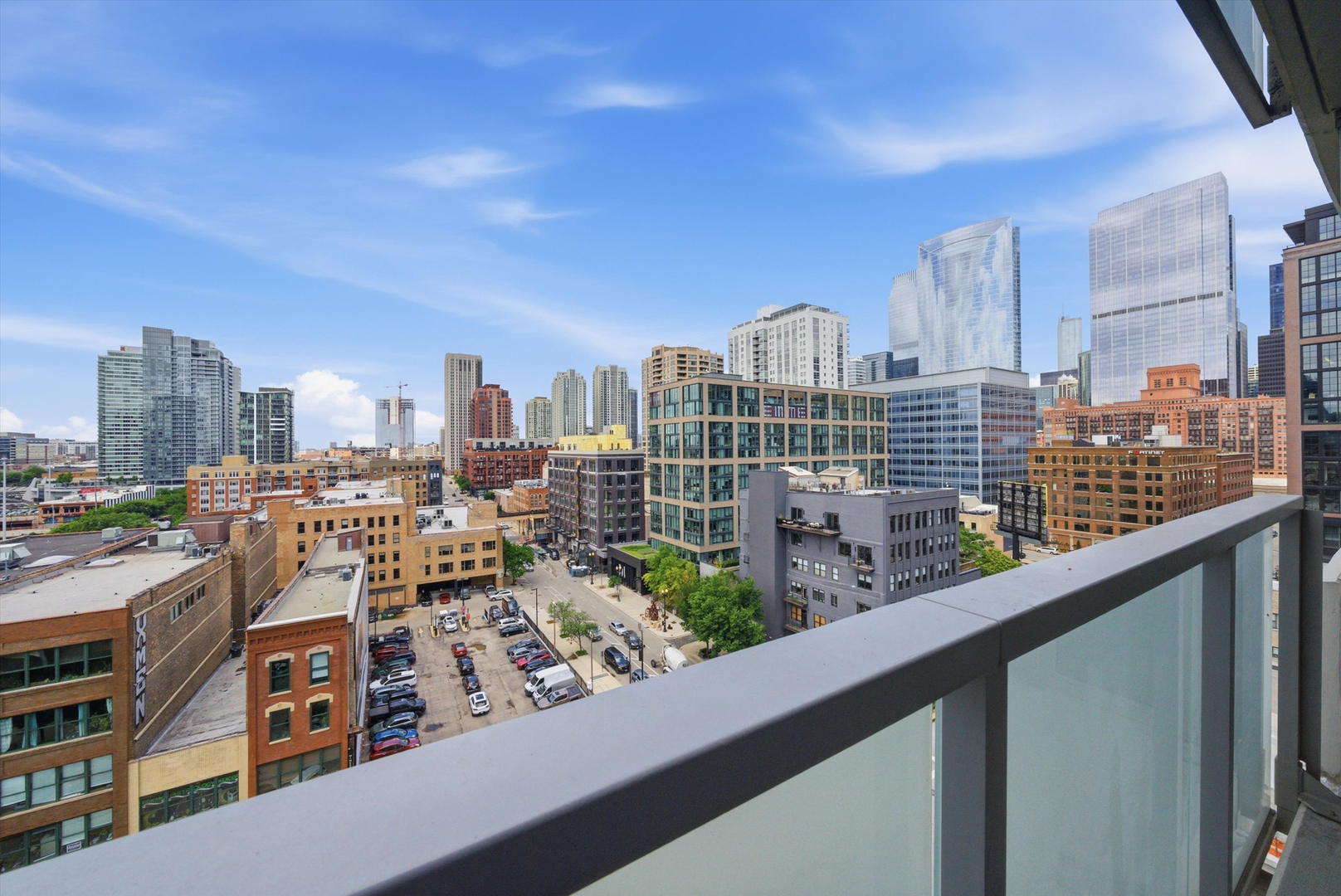 659 W Randolph Street Unit: 1005