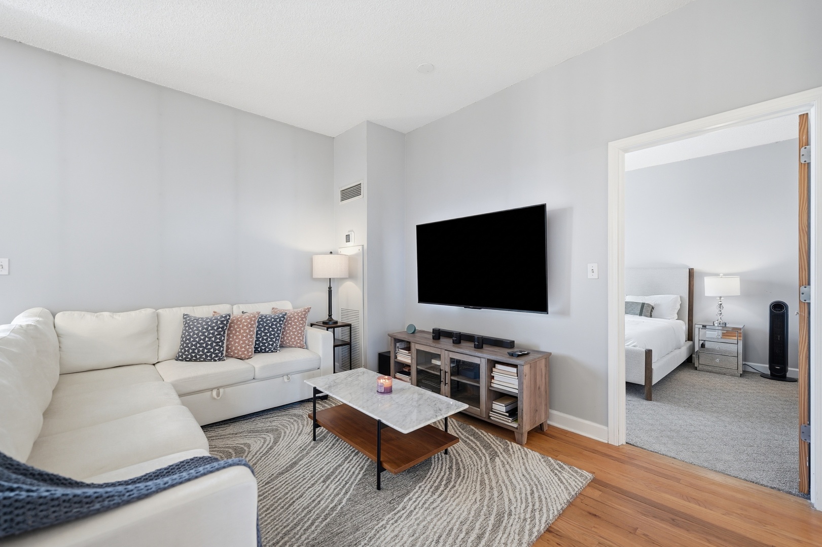 41 E 8TH Street Unit: 2905