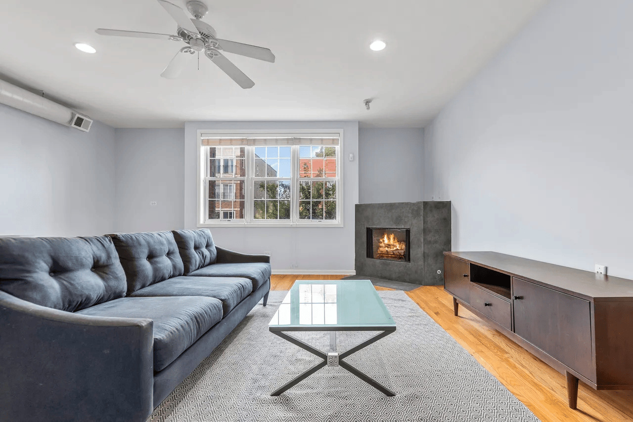 2315 W Harrison Street Unit: 3