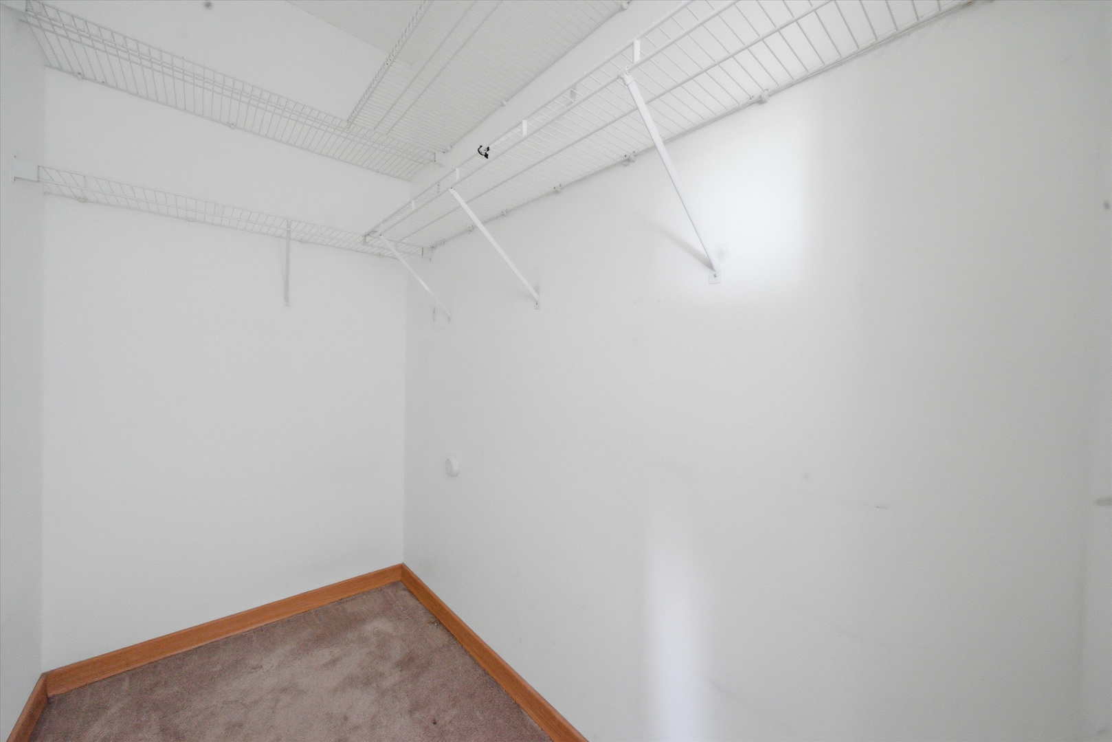 330 N Jefferson Street Unit: 1606
