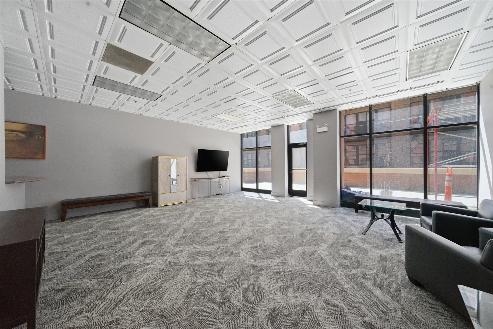 330 N Jefferson Street Unit: 1606