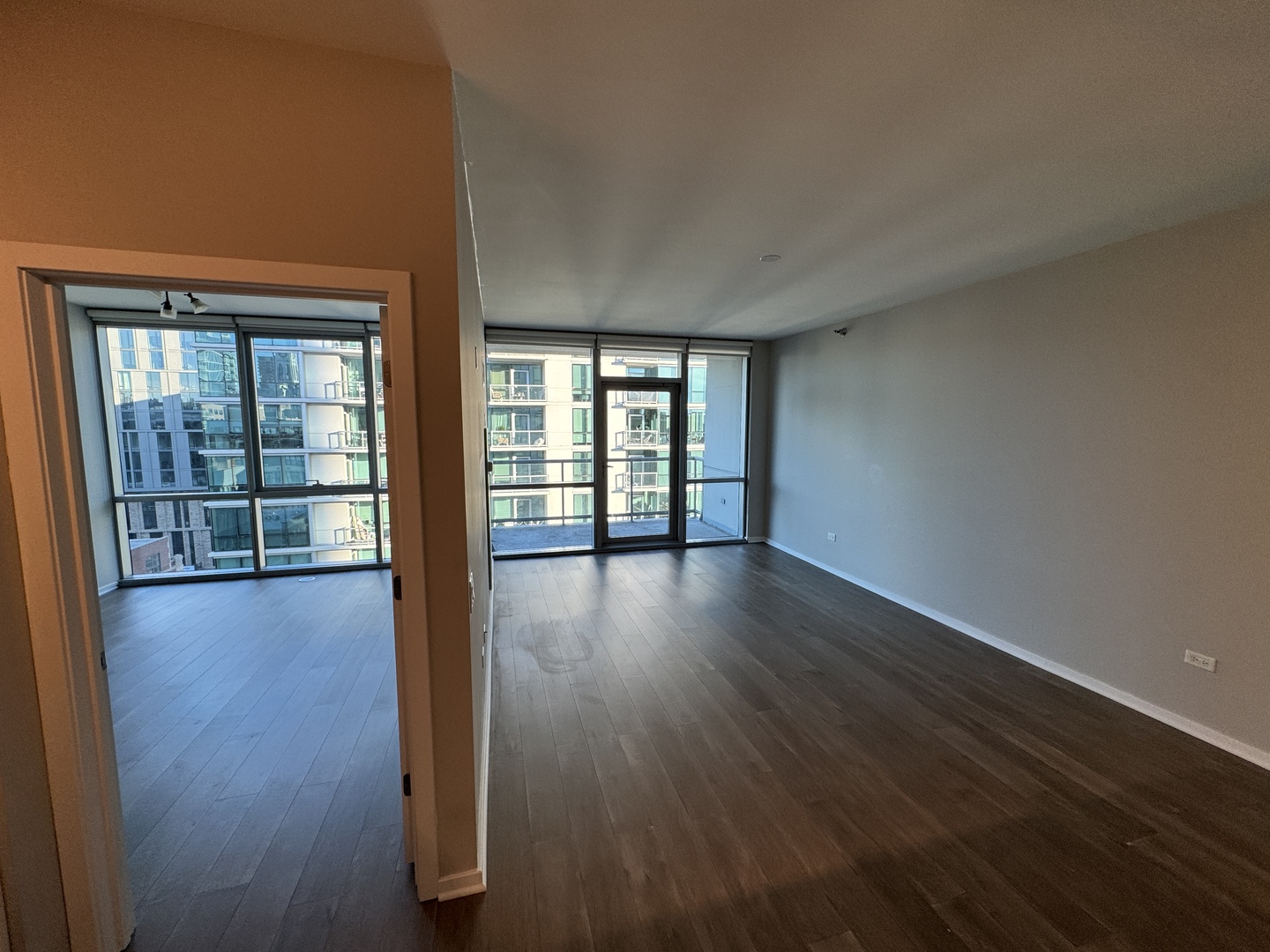 125 S Green Street Unit: 1002A