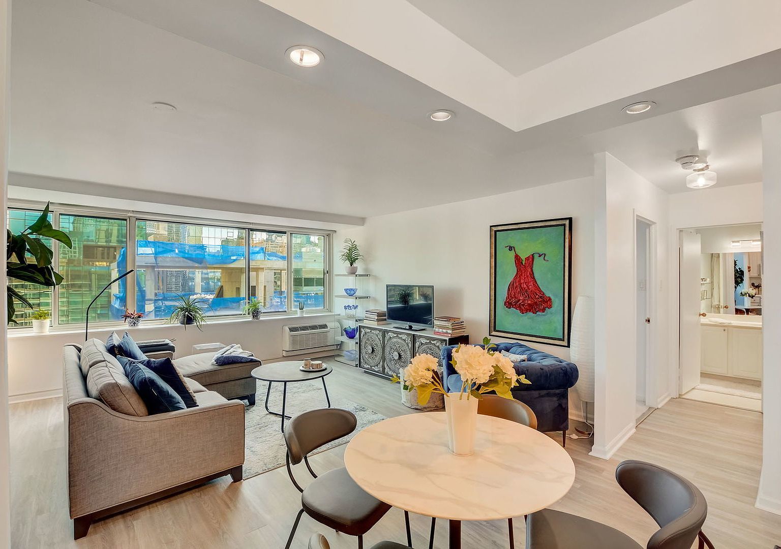 211 E Ohio Street Unit: 2814