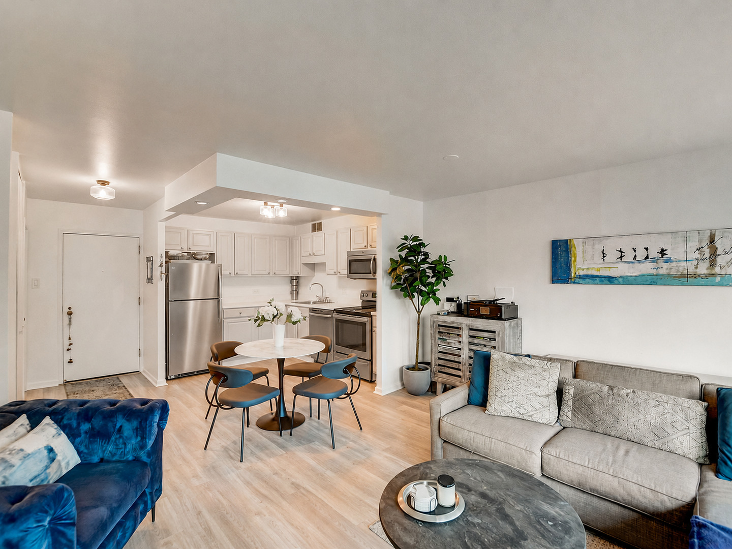 211 E Ohio Street Unit: 2814