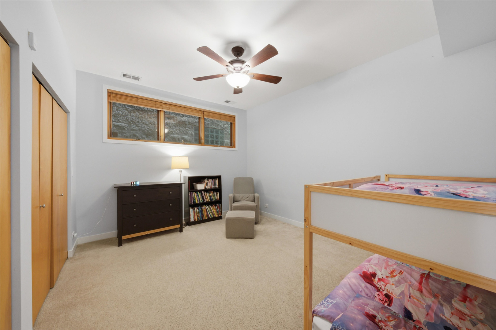 1054 N Hermitage Avenue Unit: 1