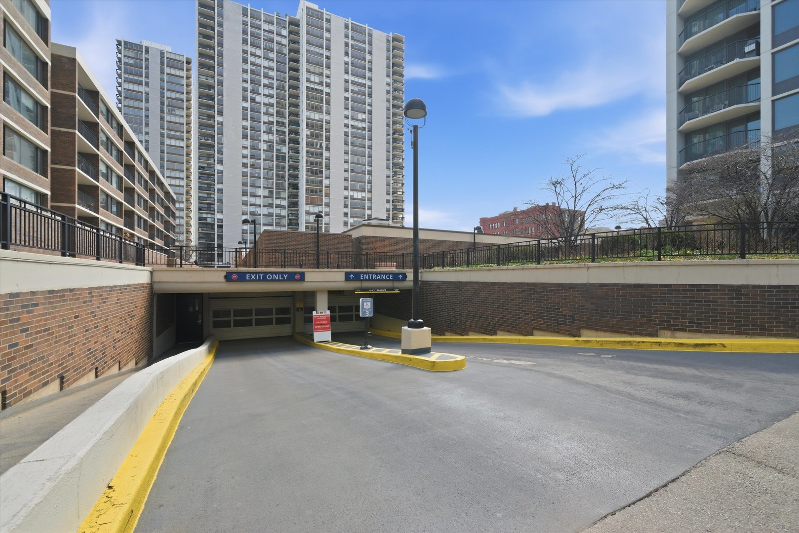 1560 N Sandburg Terrace Unit: 1505
