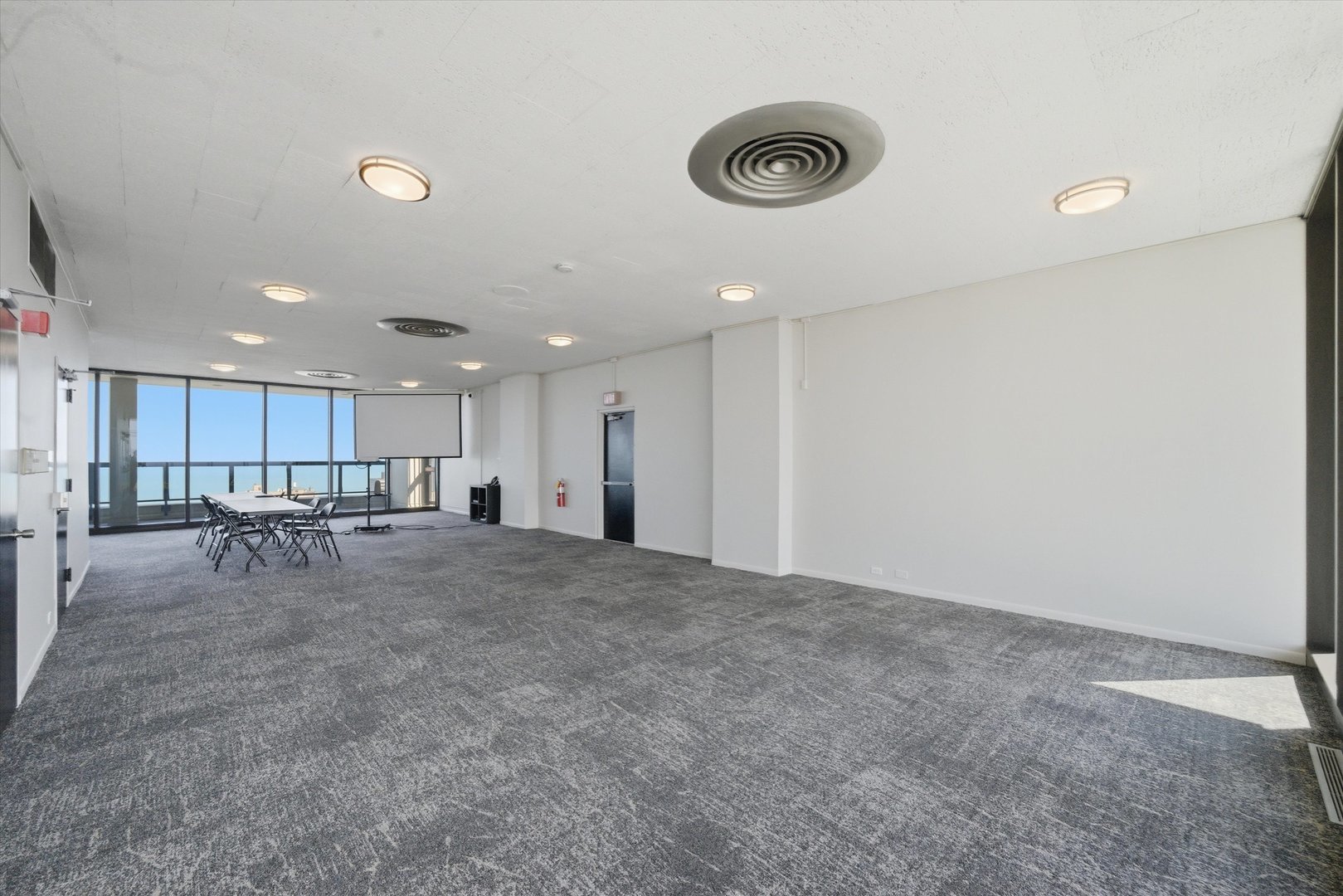 1560 N Sandburg Terrace Unit: 1505