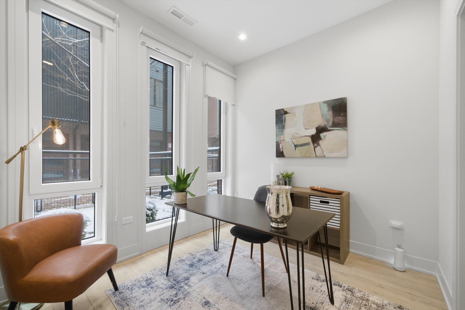 4250 W Belmont Avenue Unit: 5