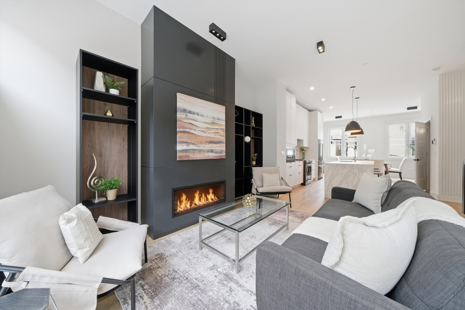 4250 W Belmont Avenue Unit: 5