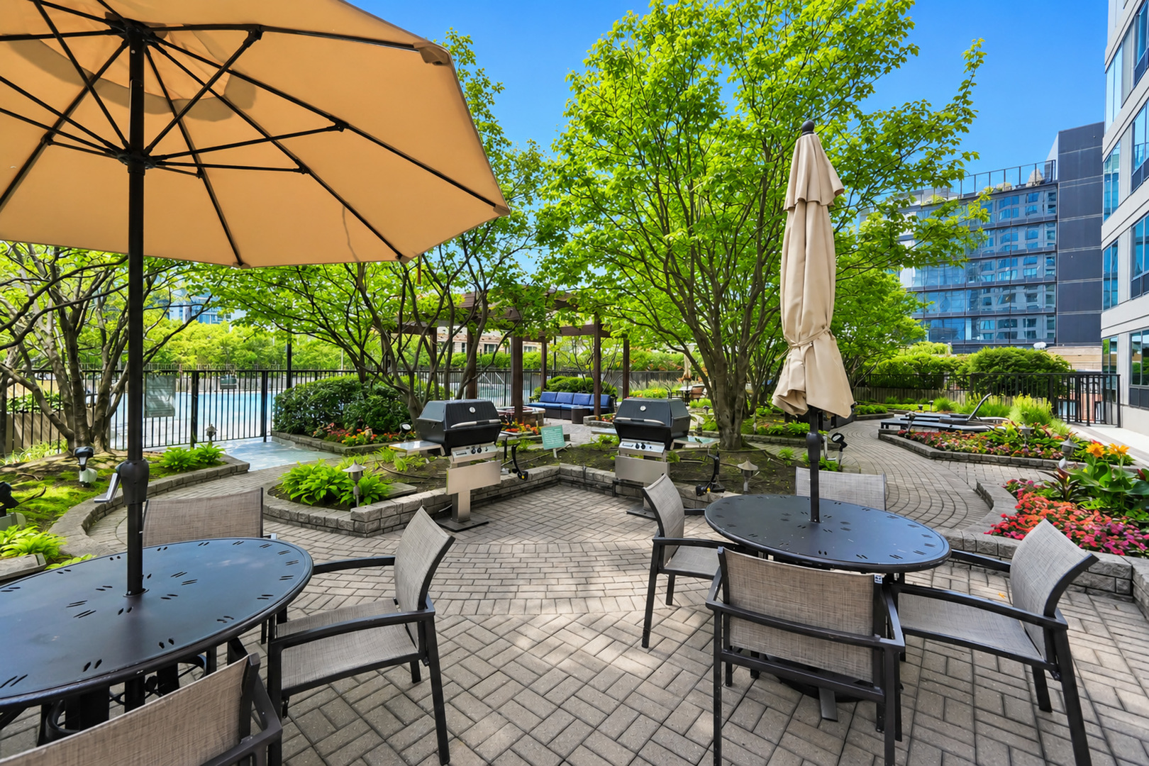 400 N LaSalle Drive Unit: 4401