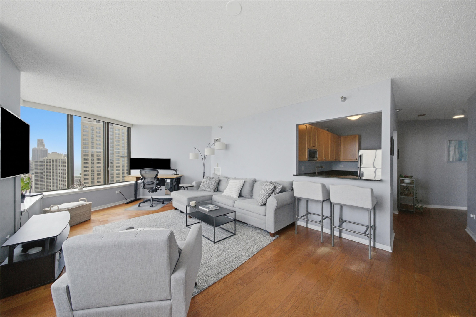 400 N LaSalle Drive Unit: 4401