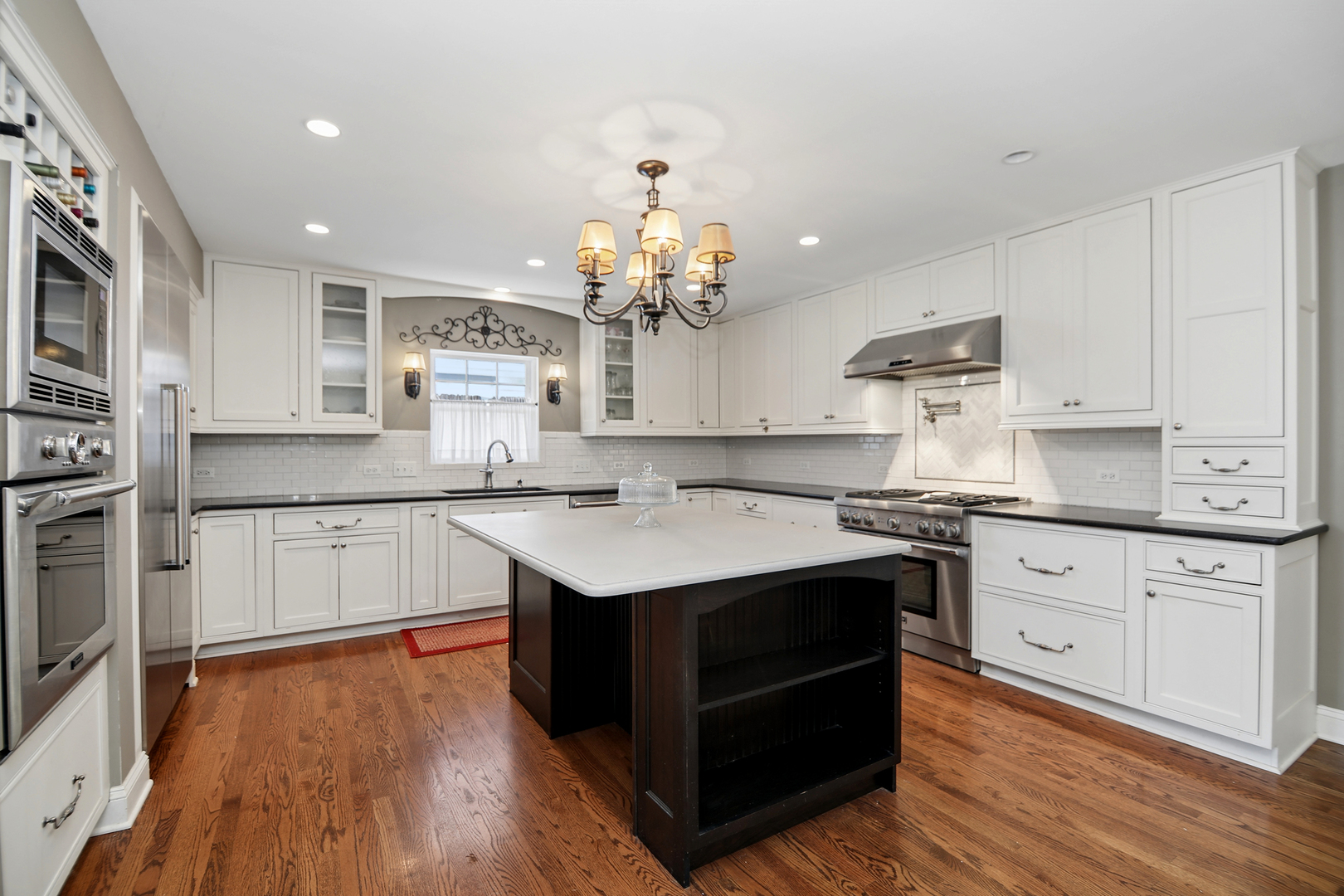 29 N Summit Avenue