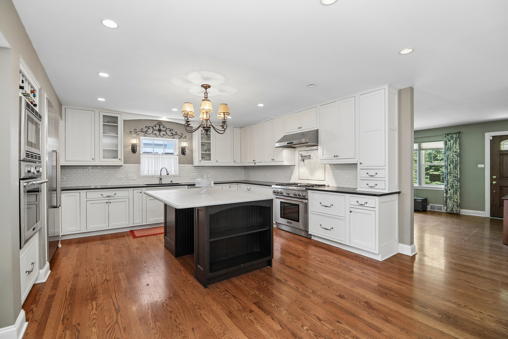 29 N Summit Avenue