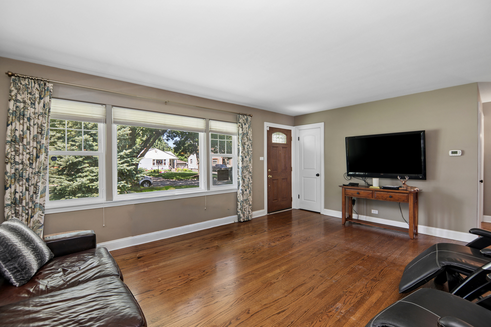 29 N Summit Avenue