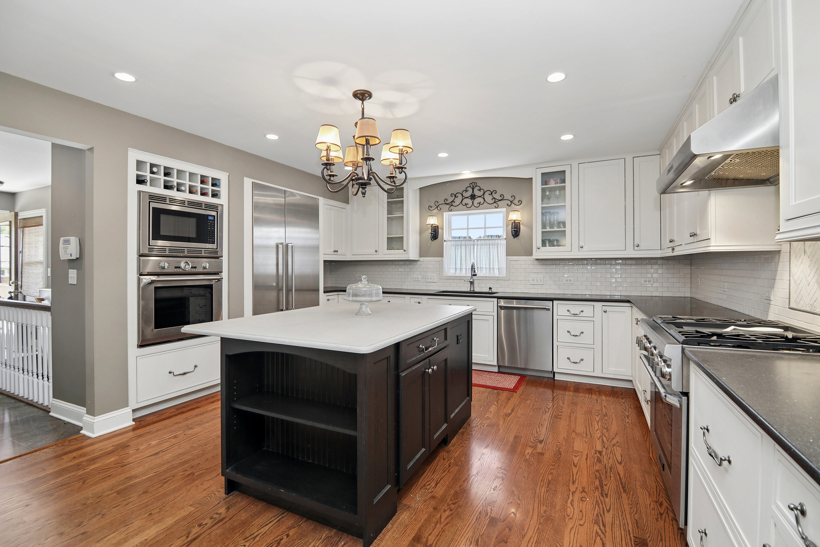 29 N Summit Avenue