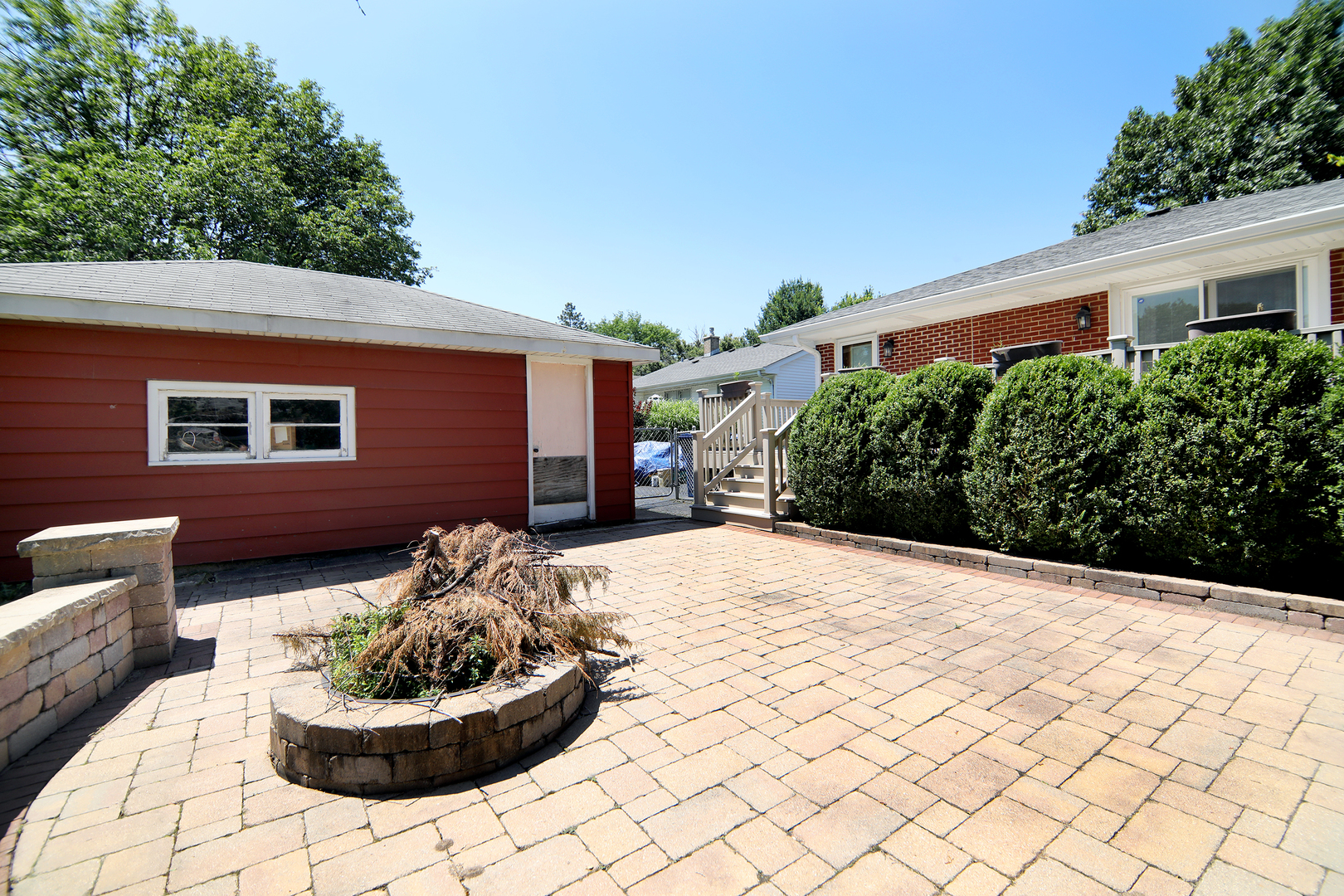29 N Summit Avenue