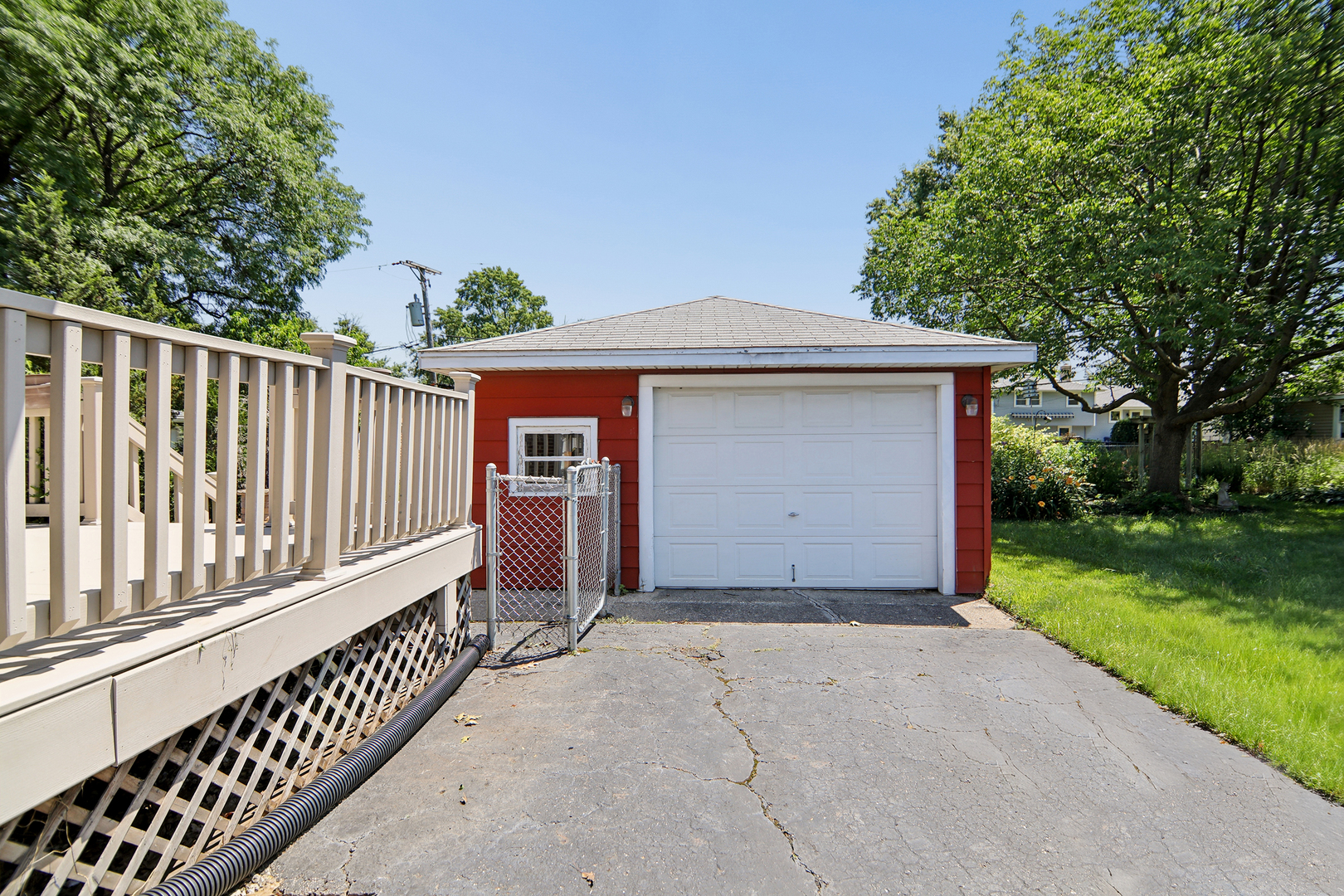 29 N Summit Avenue