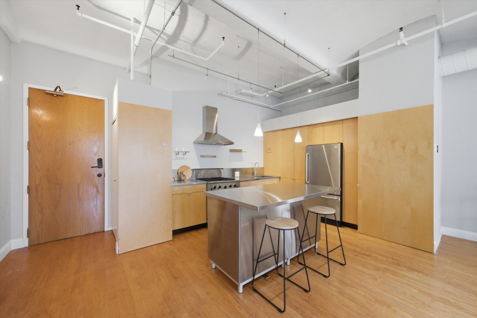633 S Plymouth Court Unit: 702