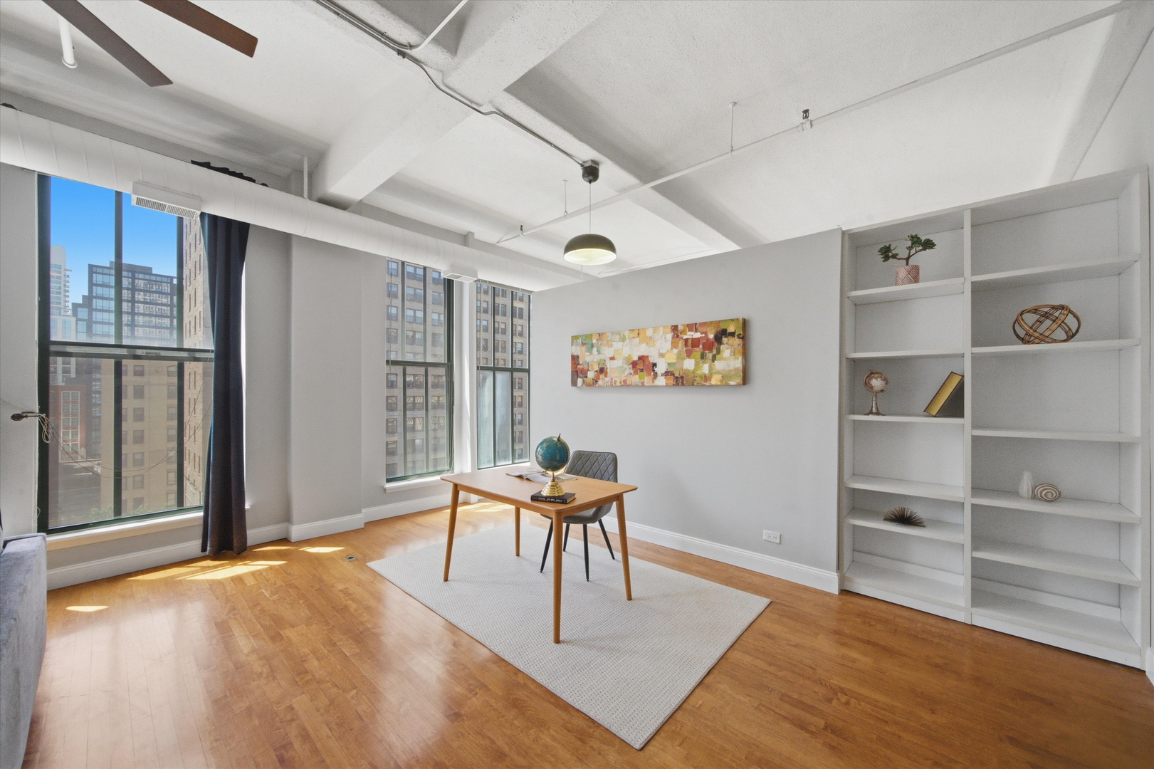 633 S Plymouth Court Unit: 702