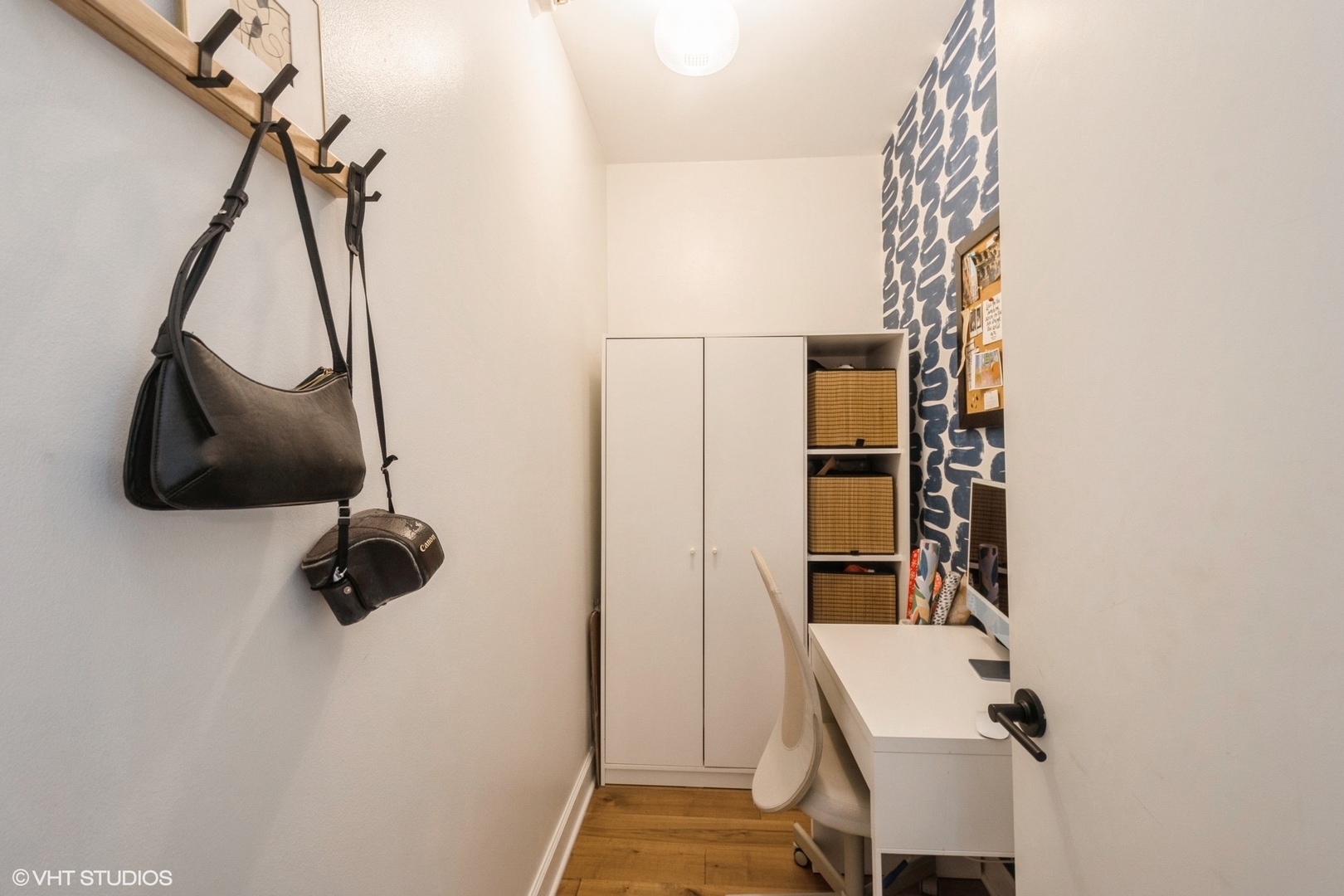 451 W HURON Street Unit: 804