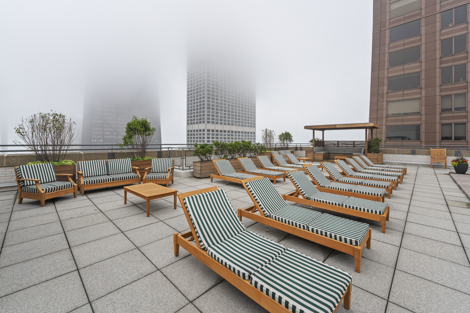 777 N Michigan Avenue Unit: 2109