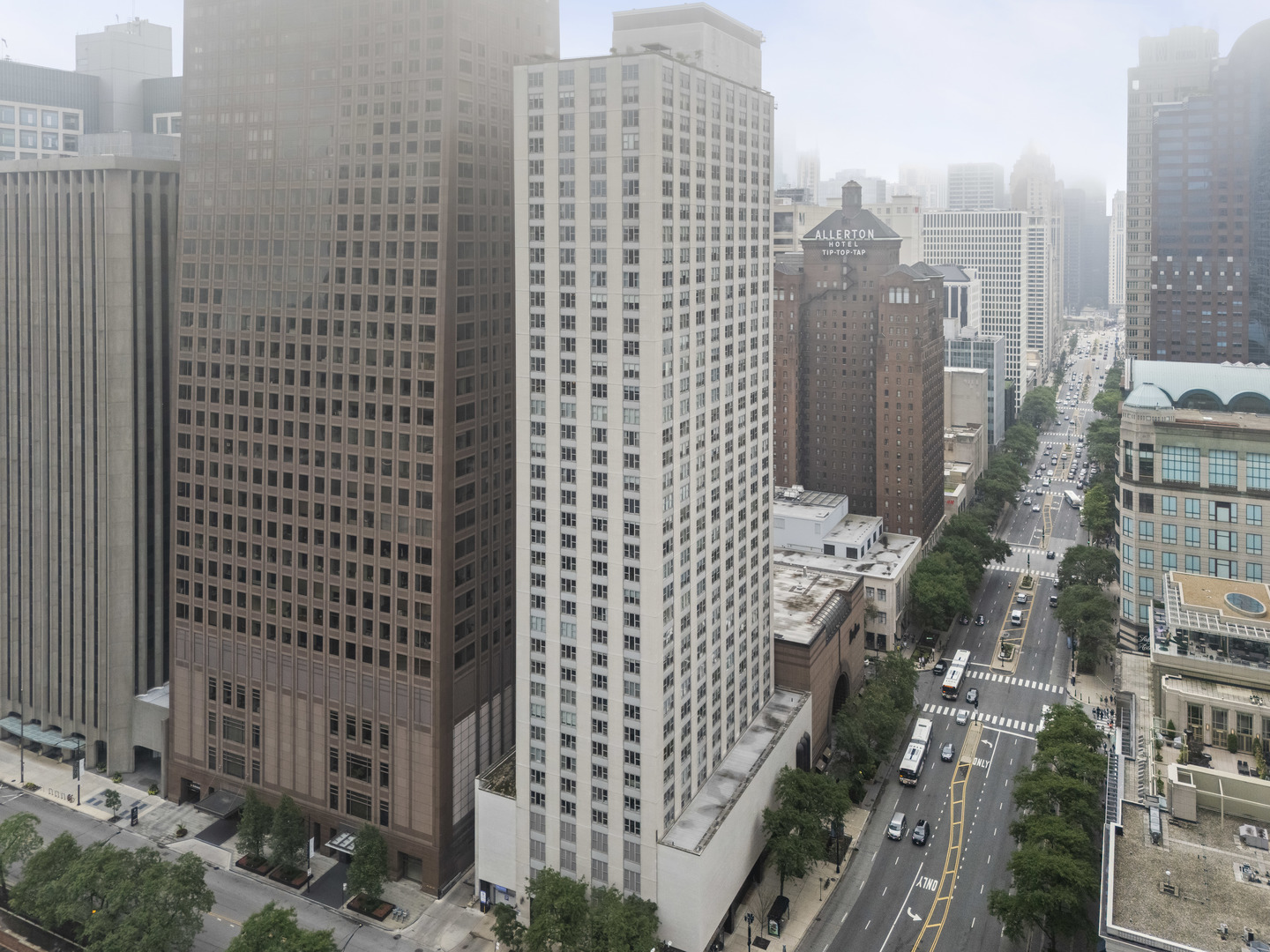 777 N Michigan Avenue Unit: 2109