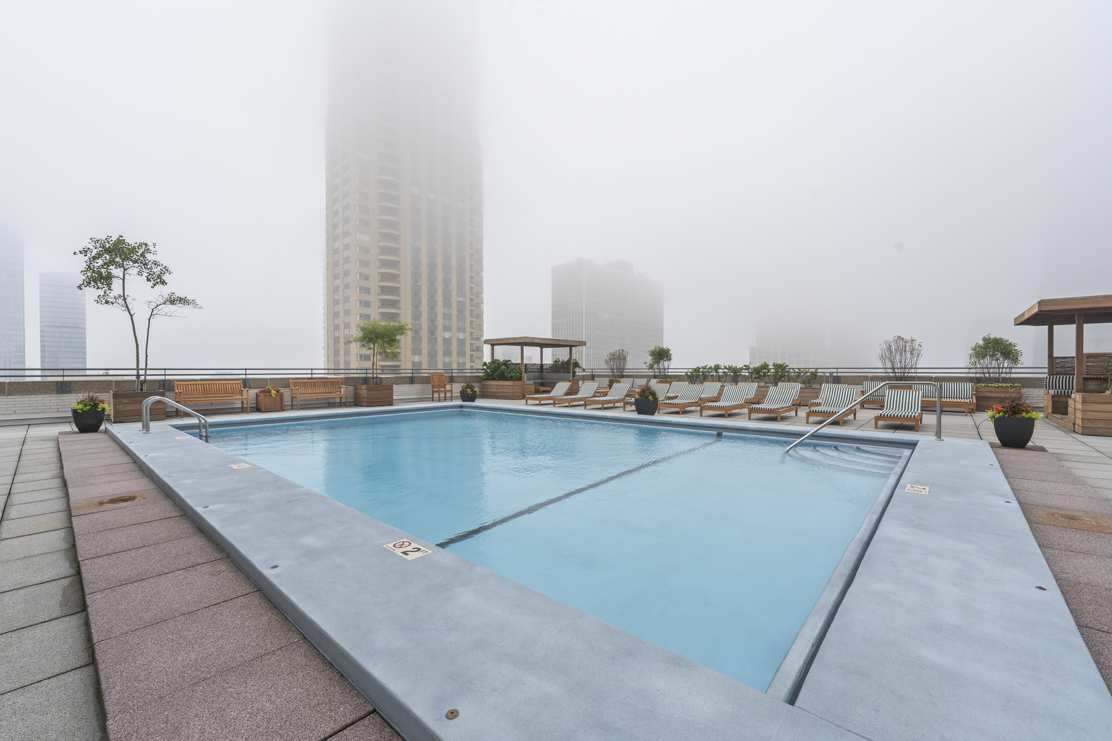 777 N Michigan Avenue Unit: 2109