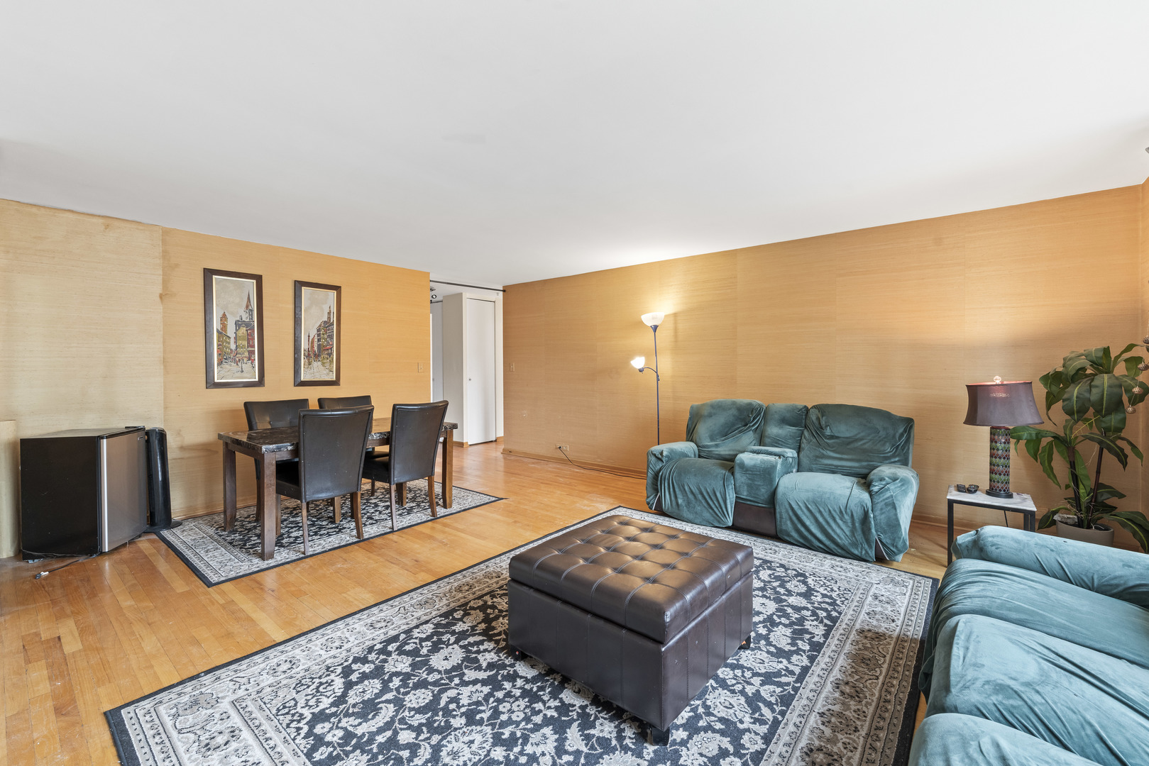 777 N Michigan Avenue Unit: 2109
