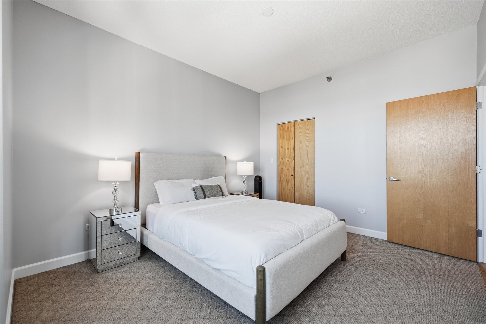 41 E 8TH Street Unit: 2905