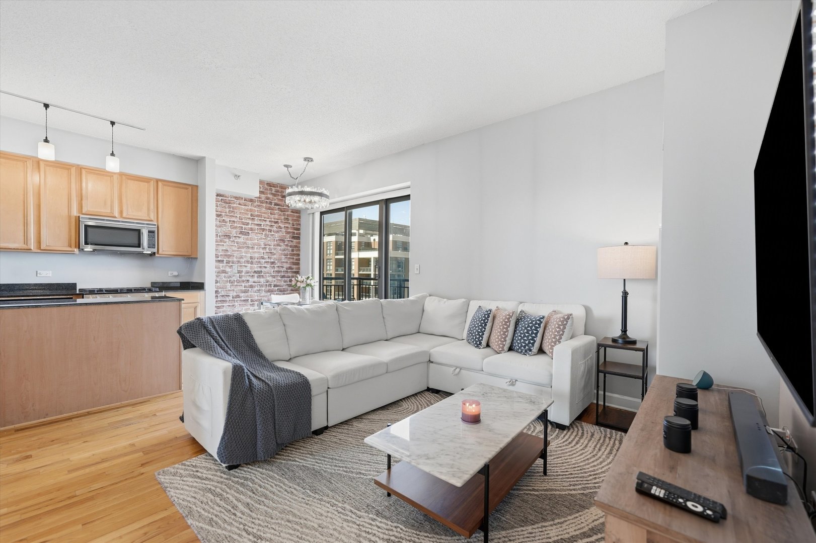 41 E 8TH Street Unit: 2905