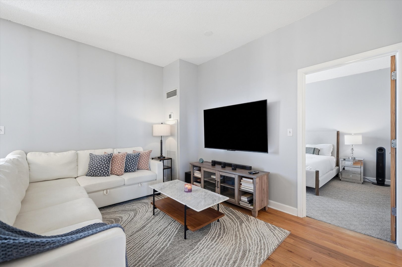41 E 8TH Street Unit: 2905