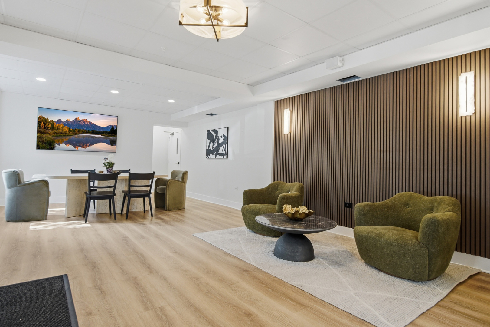 10 S Wille Street Unit: 209