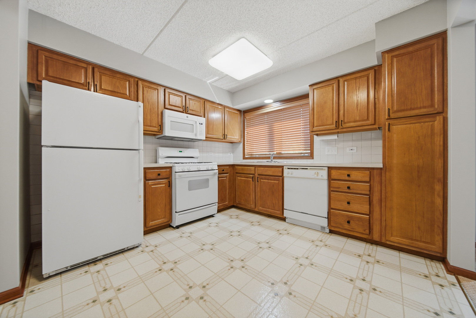10 S Wille Street Unit: 209