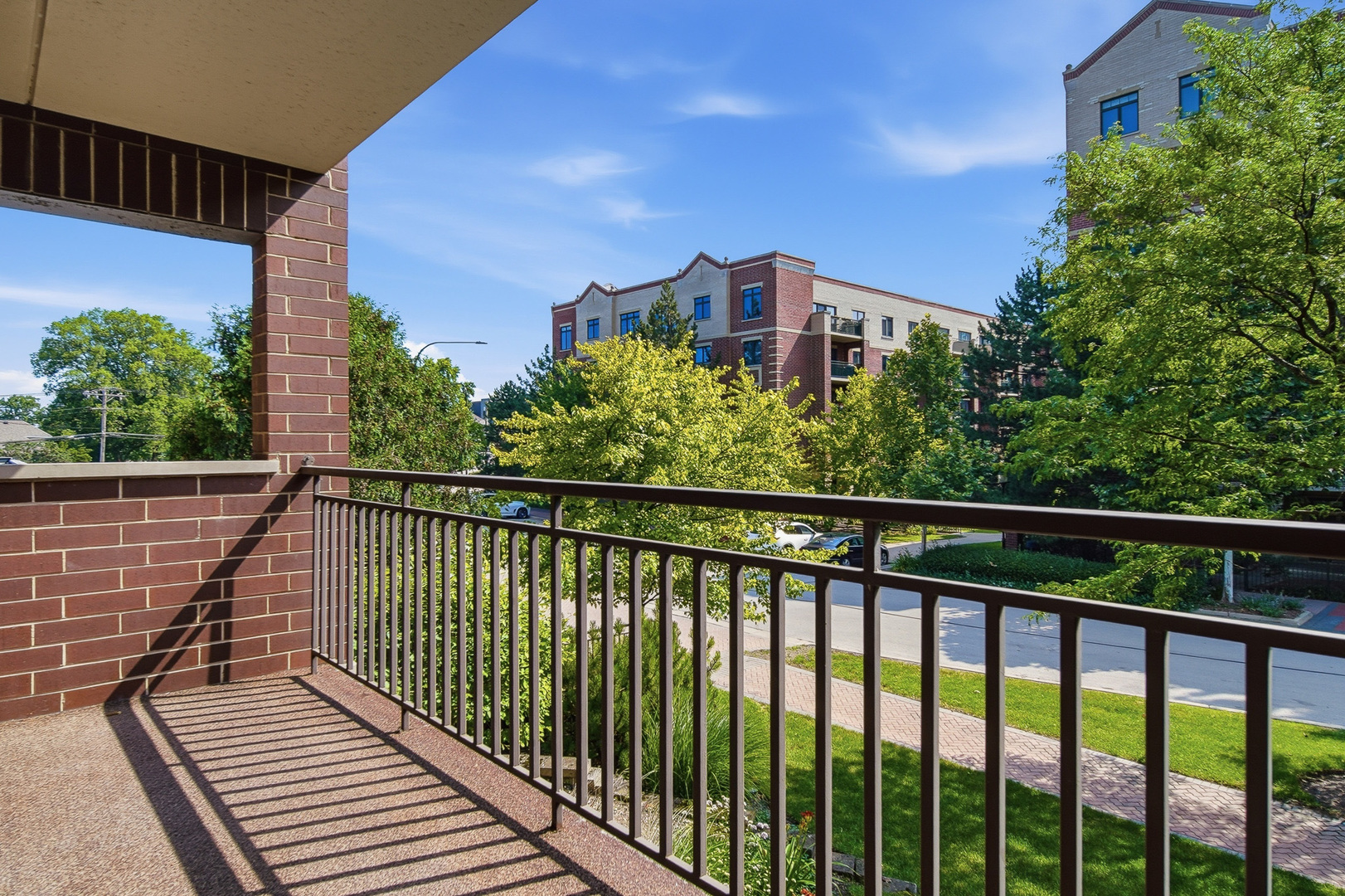 10 S Wille Street Unit: 209