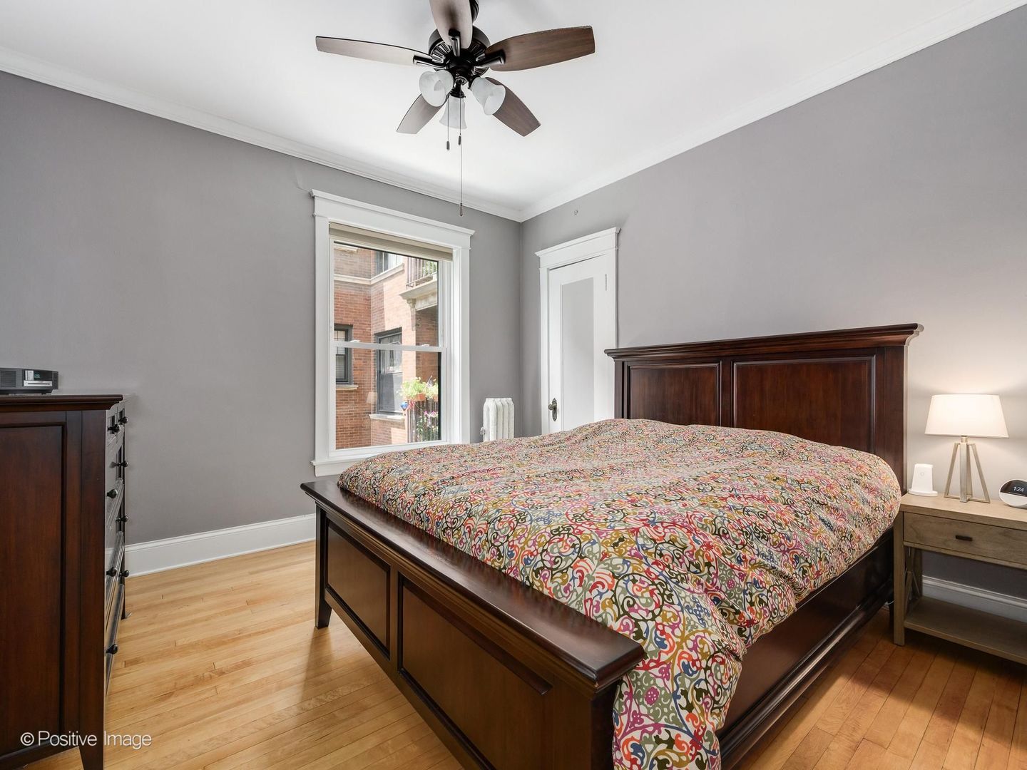 1202 W Waveland Avenue Unit: 2