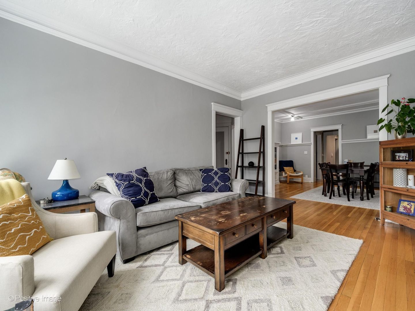 1202 W Waveland Avenue Unit: 2