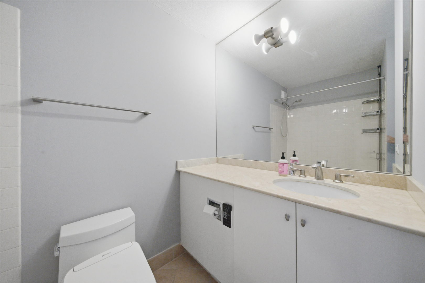 405 N Wabash Avenue Unit: 714