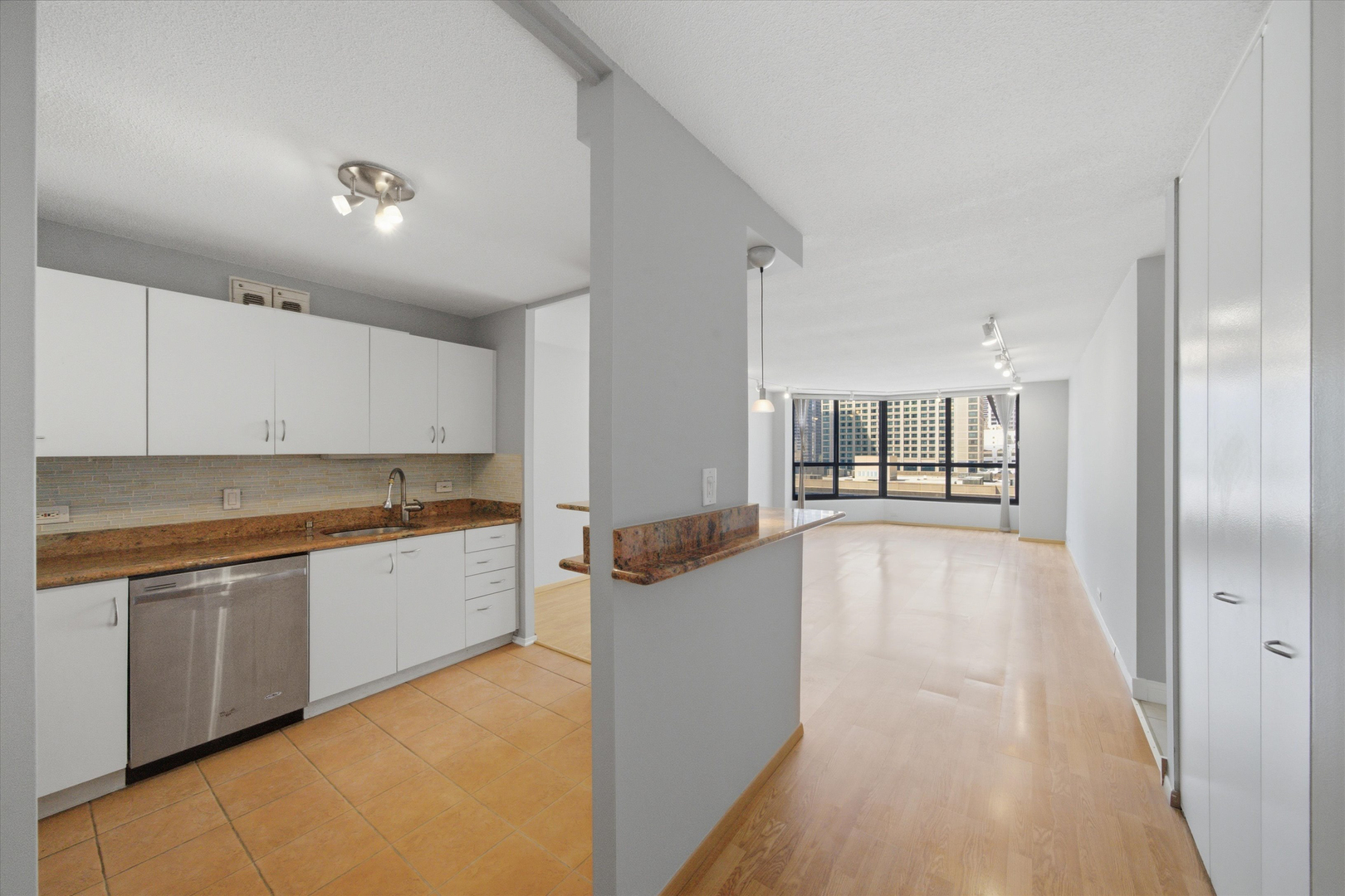 405 N Wabash Avenue Unit: 714