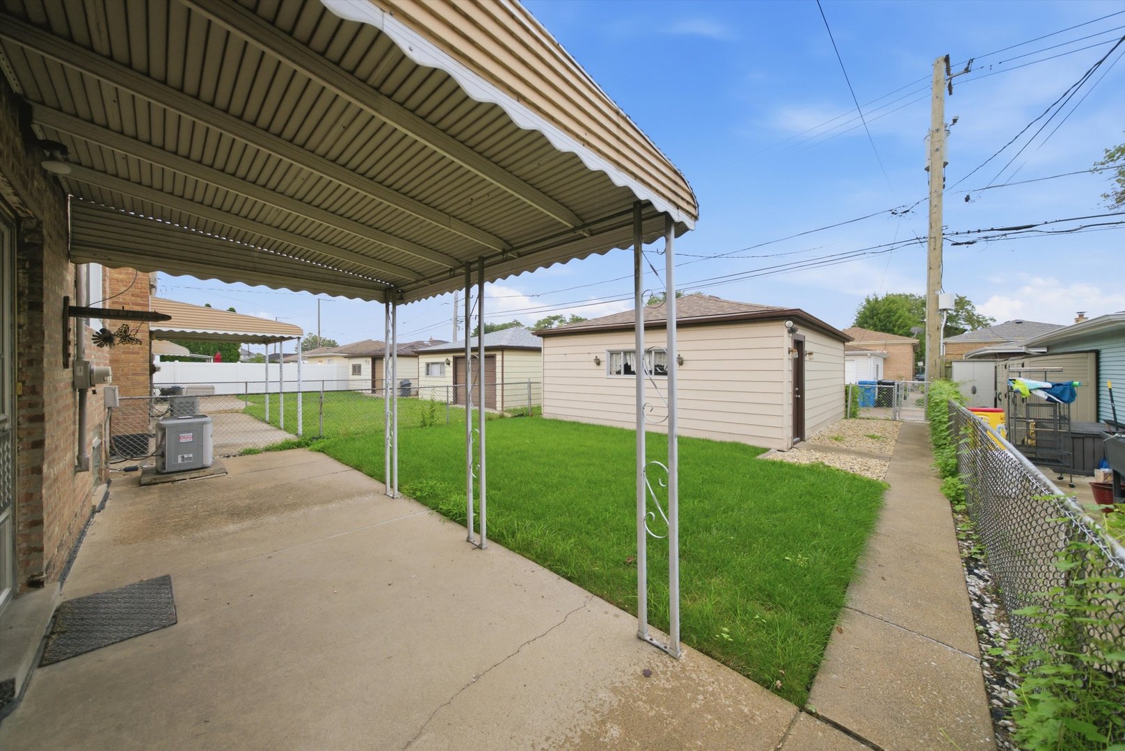 6055 W 64th Street