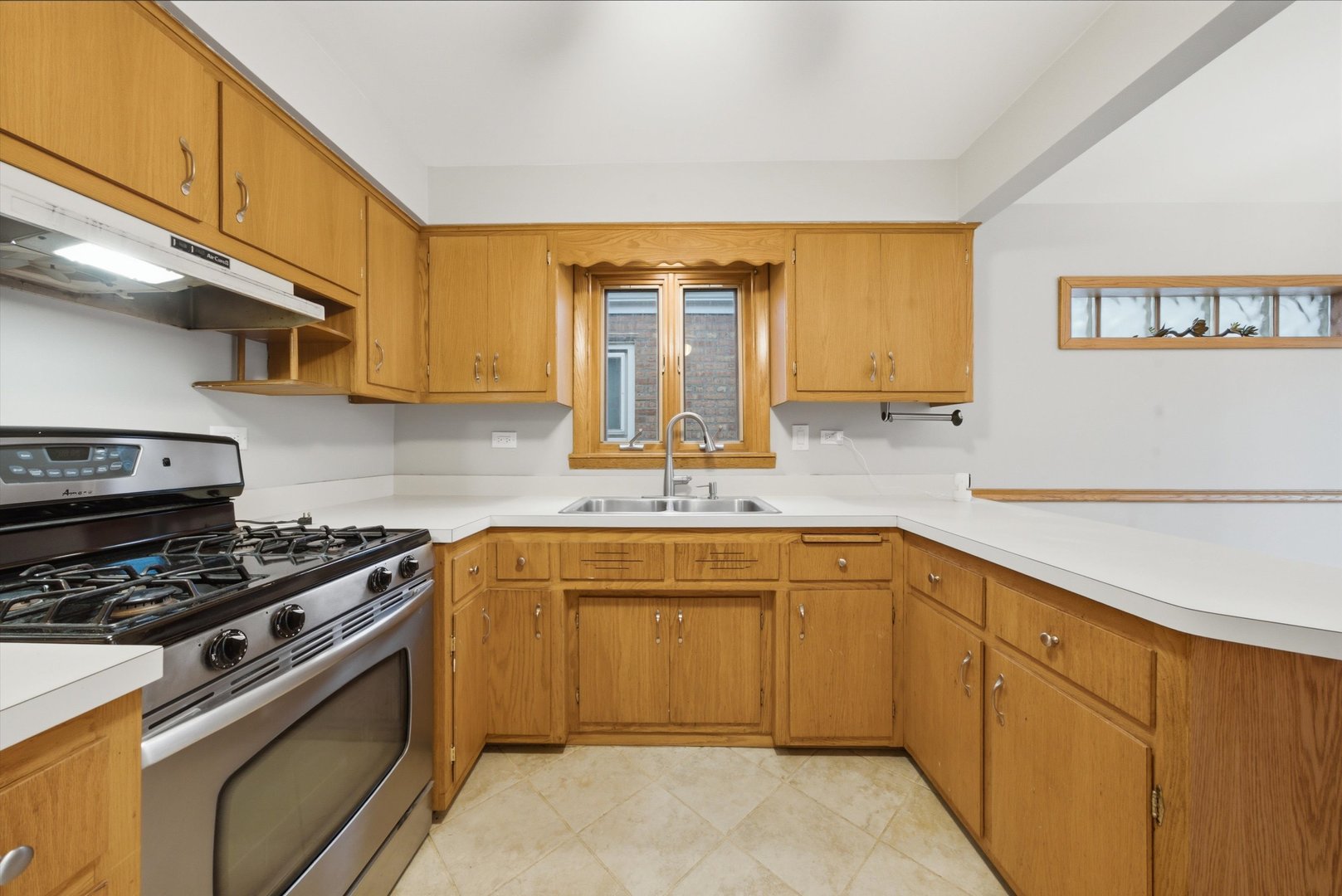6055 W 64th Street