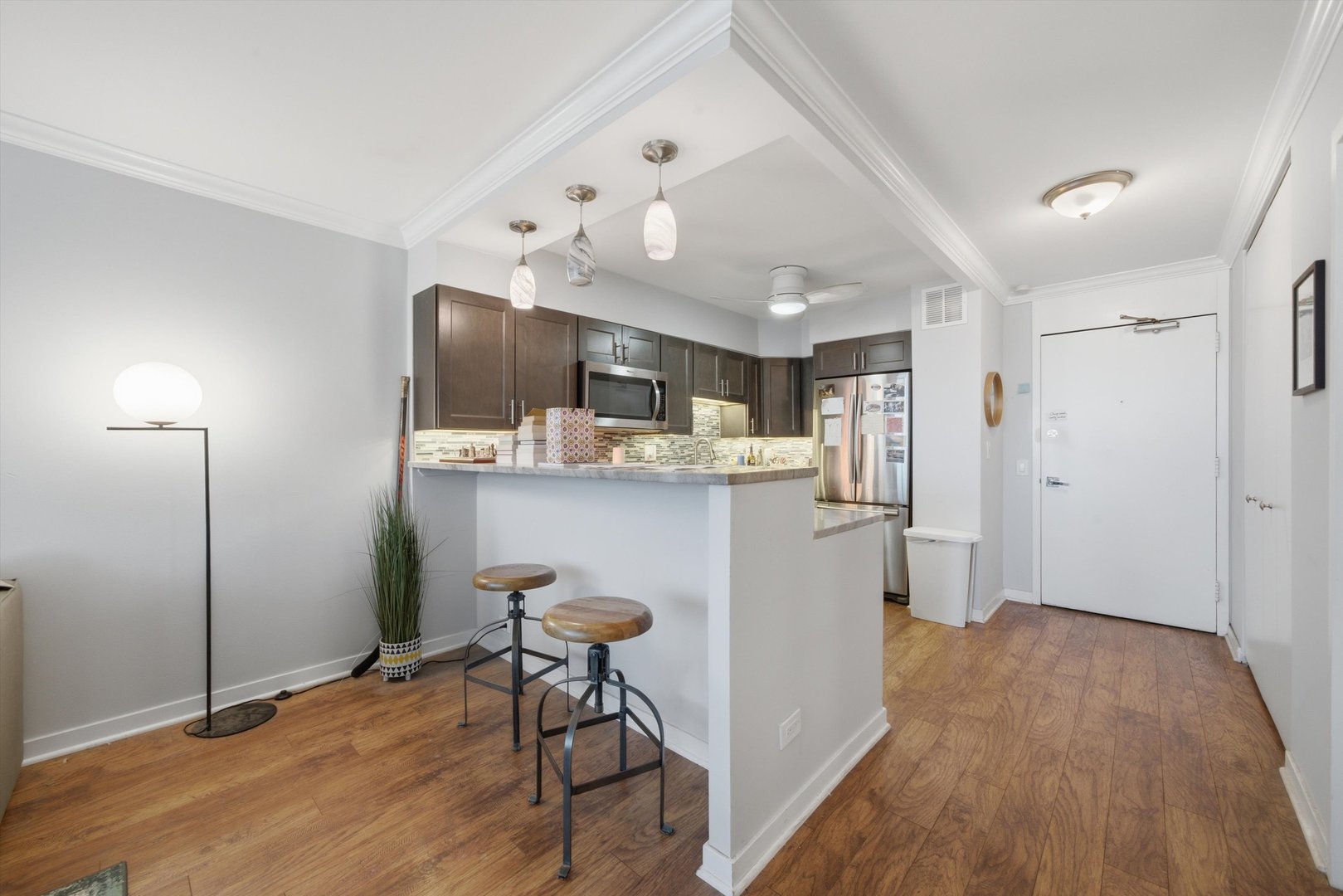 1560 N Sandburg Terrace Unit: 509J