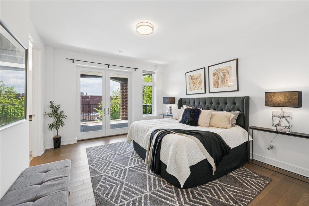 434 W Melrose Street Unit: 501