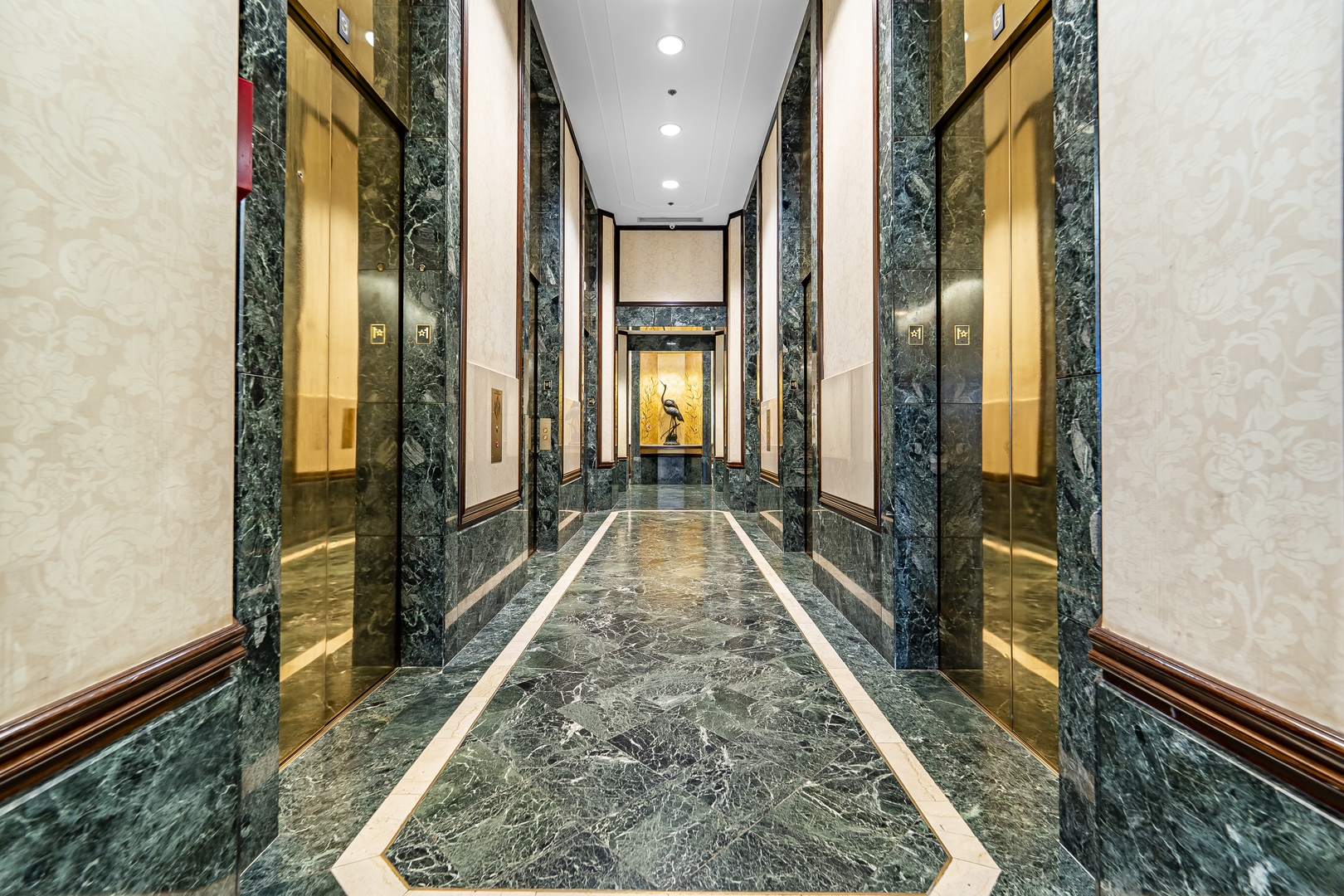 195 N Harbor Drive Unit: 5105