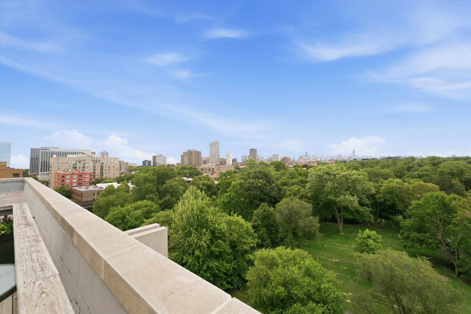 1100 W Montrose Avenue Unit: 502