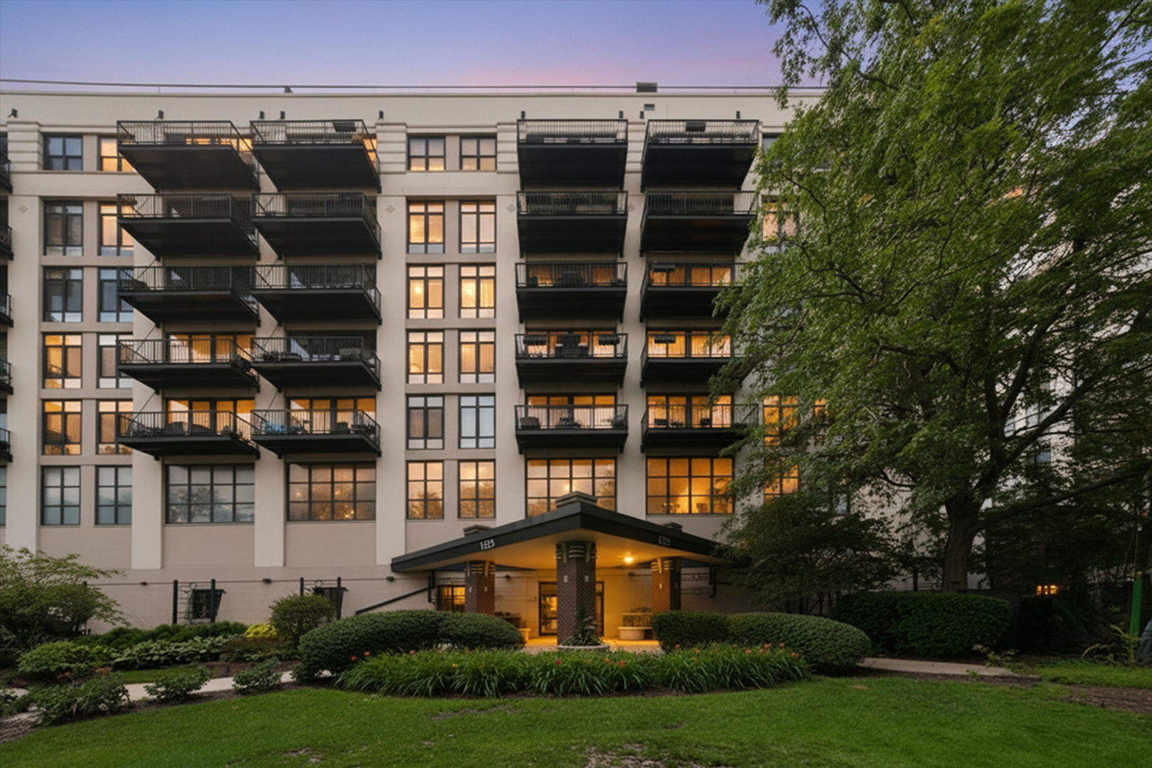 1525 S Sangamon Street Unit: 311