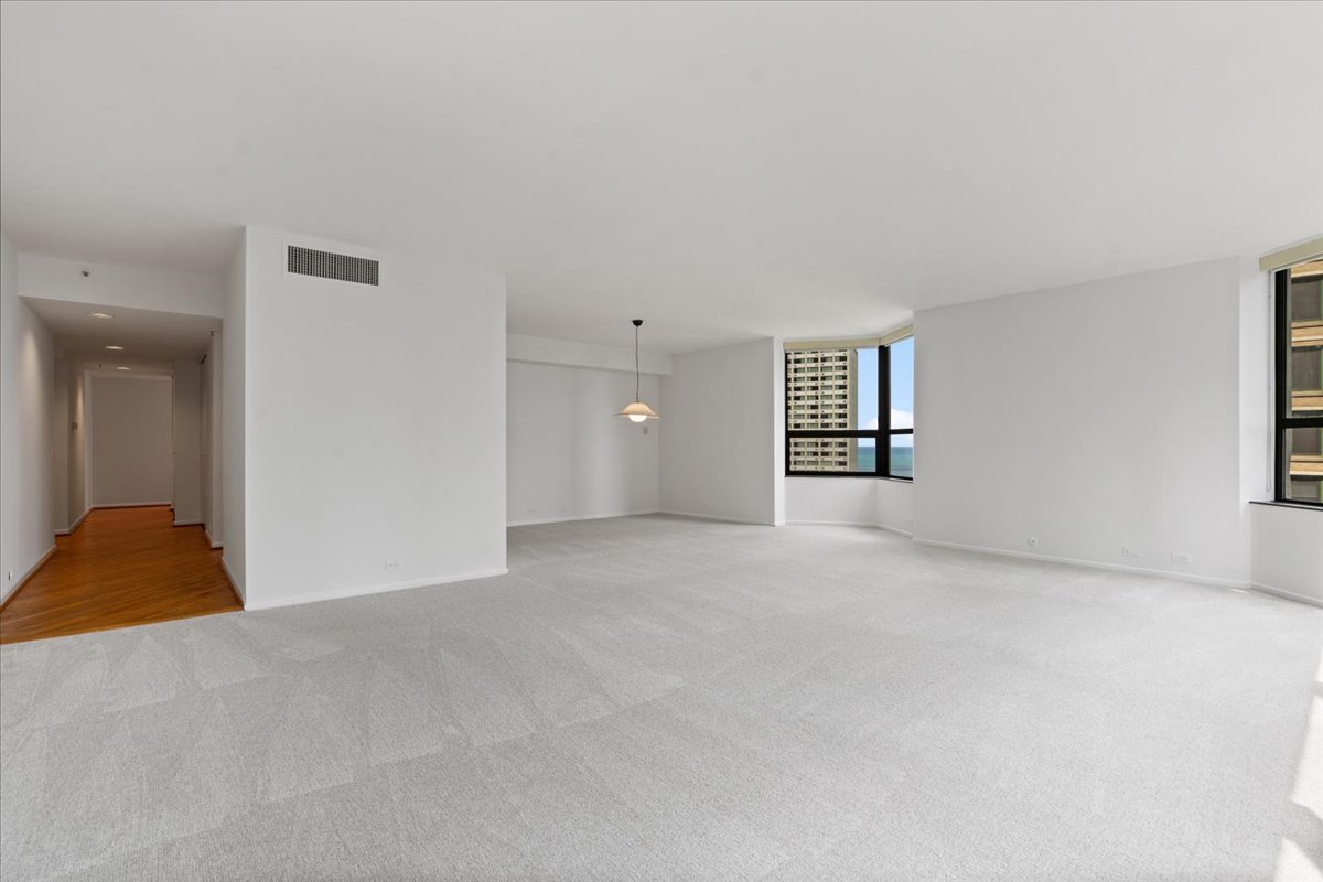 400 E Ohio Street Unit: 2003