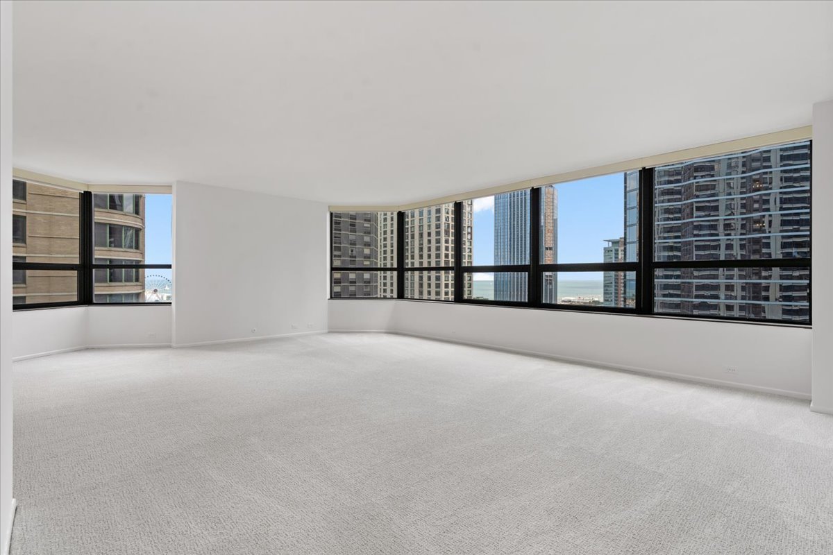 400 E Ohio Street Unit: 2003