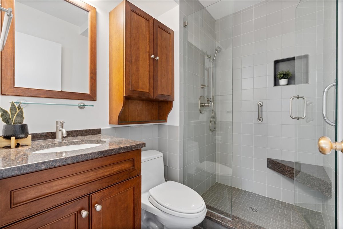 400 E Ohio Street Unit: 2003