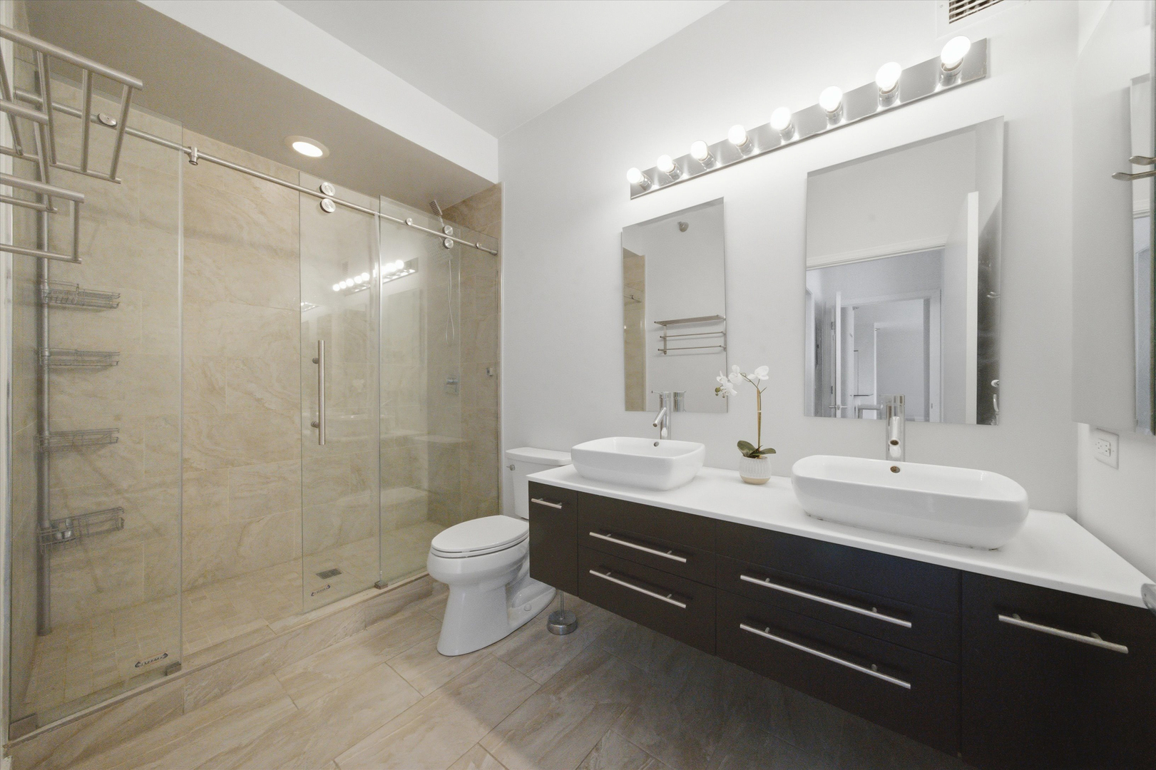 421 W Huron Street Unit: 1009